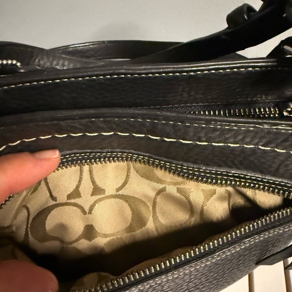 COACH Vintage “k043-5055 Soft Black PEBBLED Leather HAMPTON Satchel Handbag EUC - Picture 4 of 10